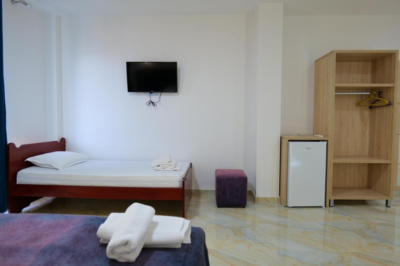 Hotel Solis Ksamil Exterior foto