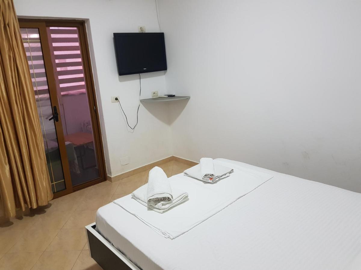 Hotel Solis Ksamil Exterior foto